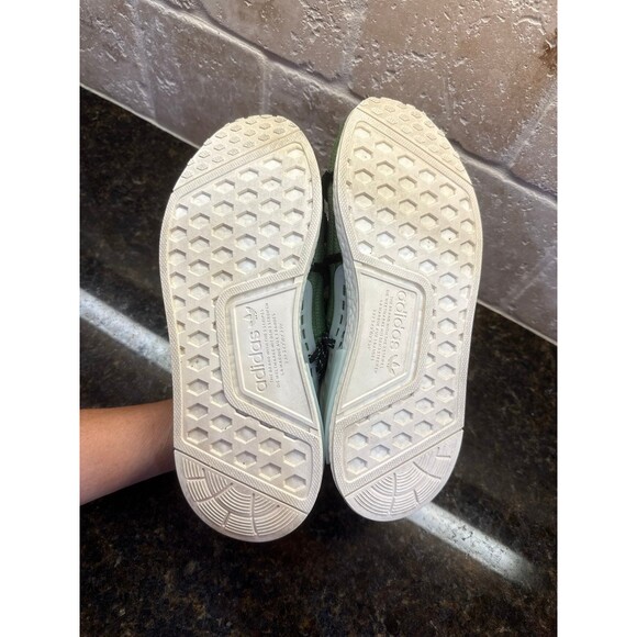 Adidas BBC Ice Cream x Pharrell x NMD Human Race Running Dog Sneakers 8 Mens EUC - Picture 7 of 9